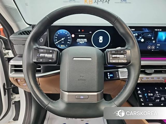 Hyundai Grandeur (GN7) id 5012054 из Кореи 17