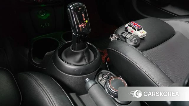 Mini Cooper D id 4988360 из Кореи 30