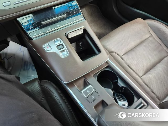 Hyundai The New Grandeur IG id 5003825 из Кореи 17