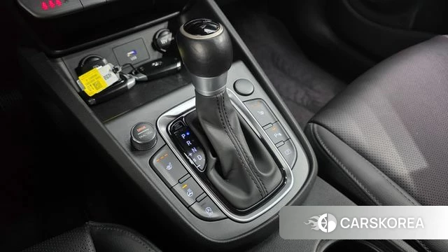 Hyundai The New Kona id 5040435 из Кореи 19