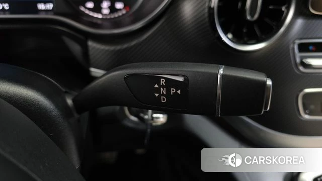 Mercedes-Benz V-Class id 5034633 из Кореи 19
