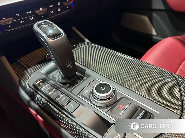 Maserati Levante id 4957868 из Кореи 17