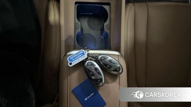 Hyundai Grandeur Hybrid (GN7) id 4995815 из Кореи 15