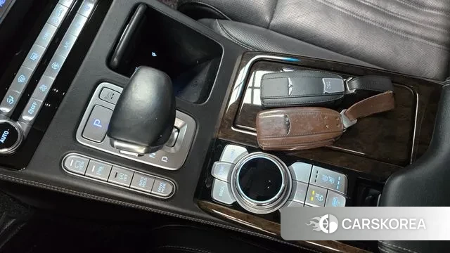 Genesis G90 id 3593186 из Кореи 19