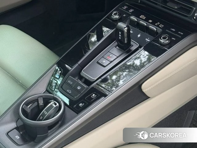 Porsche 911(992) id 4746401 из Кореи 19