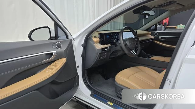 Hyundai Sonata D Edge Hybrid (DN8) id 5016130 из Кореи 31