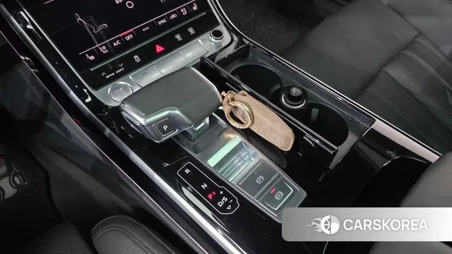 Audi A8 (D5) id 3703308 из Кореи 19