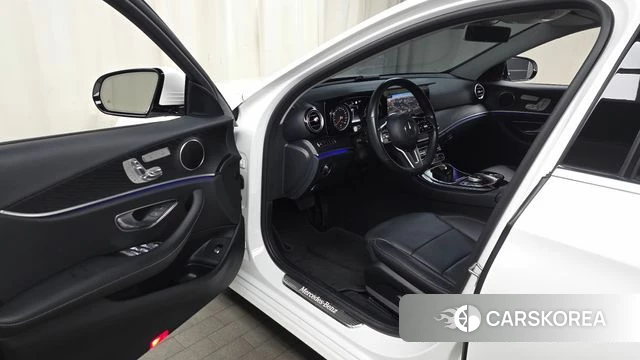 Mercedes-Benz E-Class W213 id 5047979 из Кореи 29