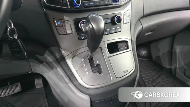 Hyundai The New Grand Starex id 4952603 из Кореи 19