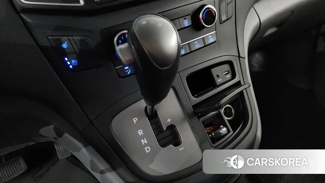 Hyundai The New Grand Starex id 4464528 из Кореи 32
