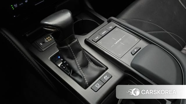 Lexus ES300h 7th generation id 5029317 из Кореи 19