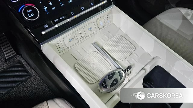 Hyundai Santa Fe (MX5) id 4773934 из Кореи 31