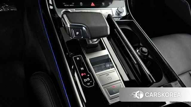 Audi A8 (D5) id 4976648 из Кореи 33