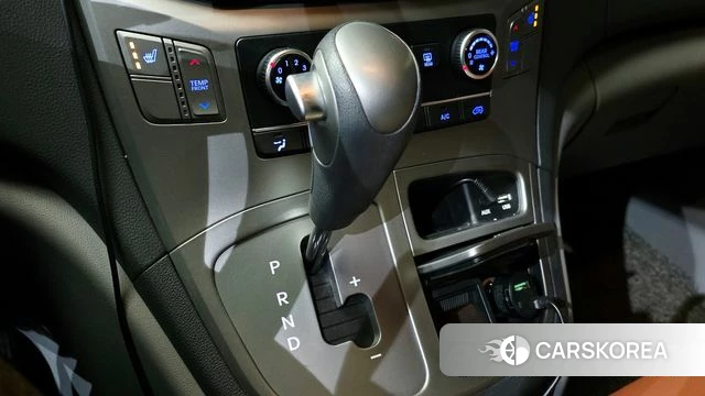 Hyundai The New Grand Starex id 5028702 из Кореи 19