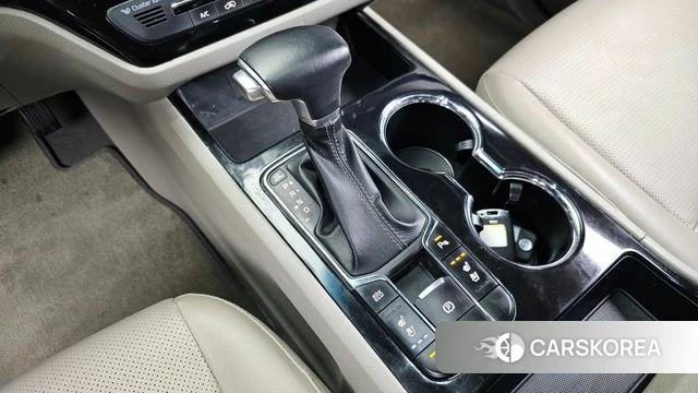 Kia The New Carnival id 5042122 из Кореи 34