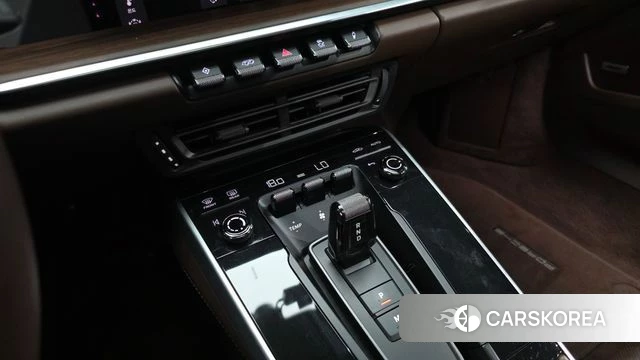 Porsche 911(992) id 4750811 из Кореи 33