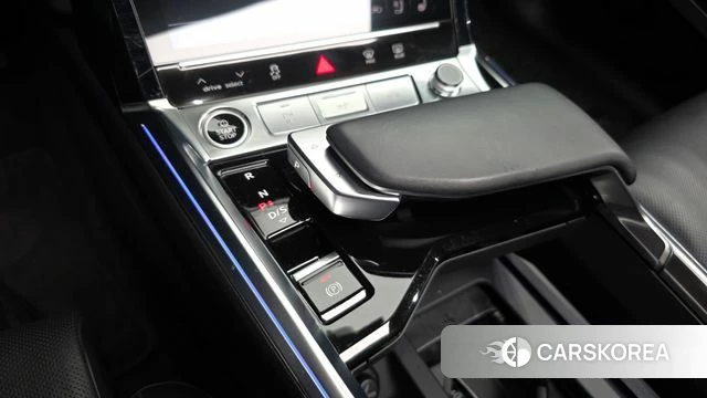 Audi e-Tron id 4921622 из Кореи 19