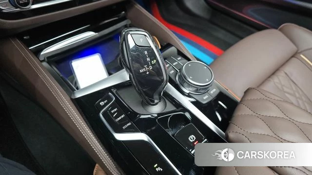 BMW 5 Series (G30) id 5016901 из Кореи 33