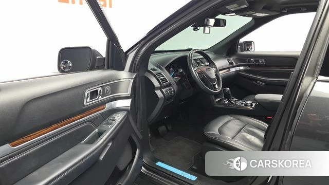 Ford Explorer id 4982908 из Кореи 29