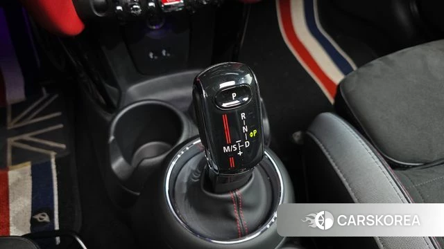 Mini Cooper S id 5013367 из Кореи 30