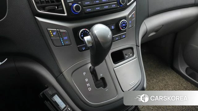 Hyundai The New Grand Starex id 5028254 из Кореи 30
