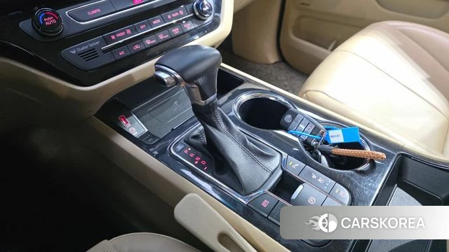 Kia The New Carnival id 5042070 из Кореи 32
