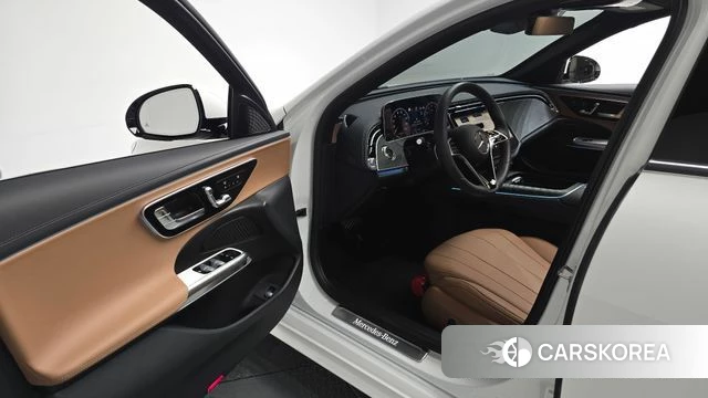 Mercedes-Benz E-Class W214 id 4674781 из Кореи 31