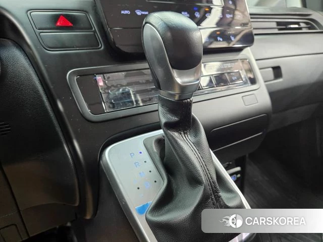 Hyundai Staria id 5039813 из Кореи 19