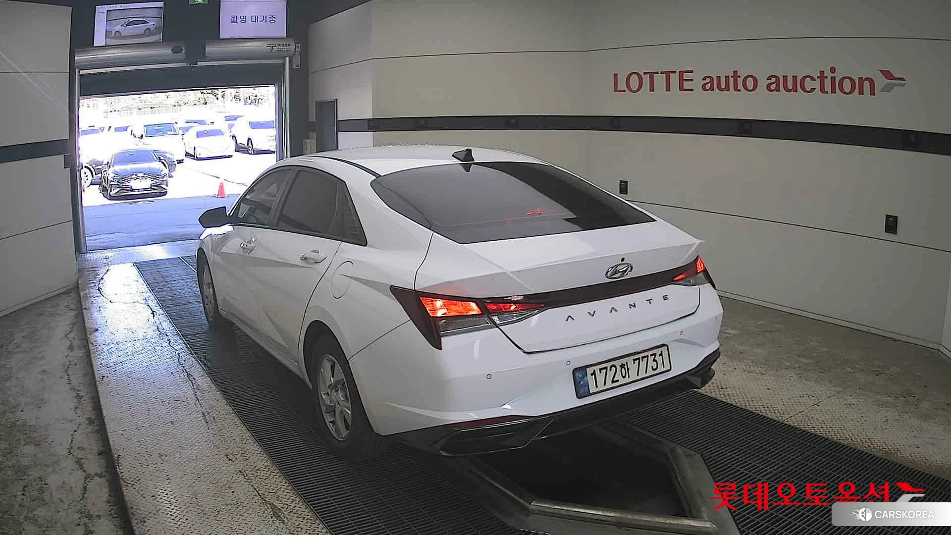 Hyundai Avante id 4990072 из Кореи 36