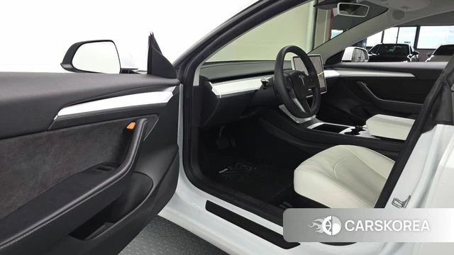 Tesla Model 3 id 5034332 из Кореи 29