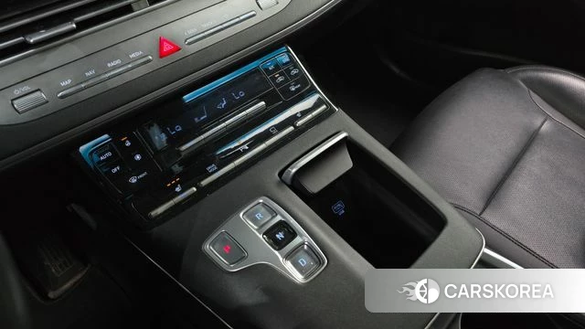 Hyundai The New Grandeur IG id 5003644 из Кореи 29