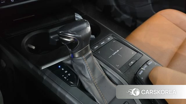 Lexus UX250h id 4960118 из Кореи 19