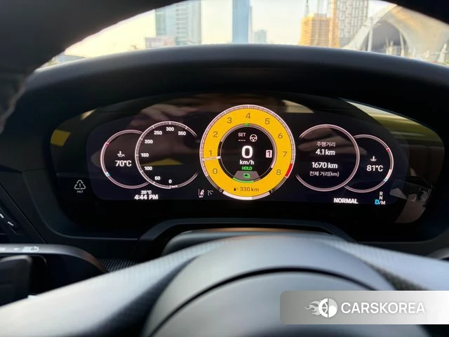 Porsche 911(992) id 4916233 из Кореи 13