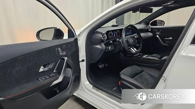 Mercedes-Benz A-Class W177 id 4934679 из Кореи 29