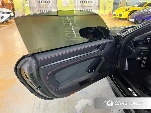 Porsche 911(992) id 4990235 из Кореи 19