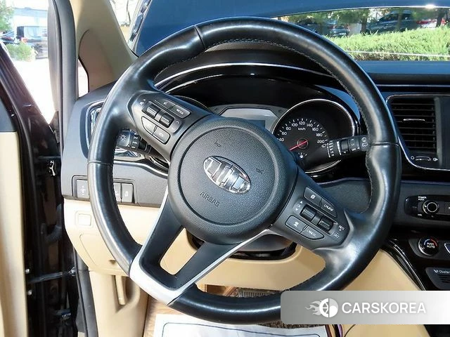 Kia The New Carnival id 5041933 из Кореи 19