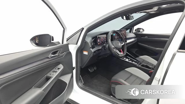 Volkswagen Golf 8th Generation id 4904313 из Кореи 29