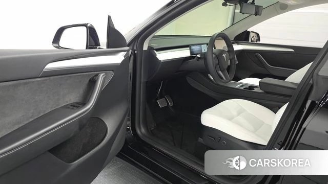 Tesla Model Y id 4898097 из Кореи 29
