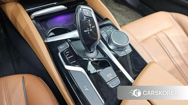BMW 5 Series (G30) id 4988521 из Кореи 33