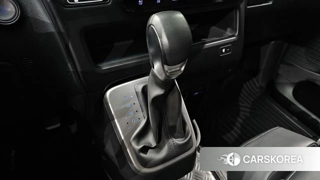 Hyundai Staria id 4981031 из Кореи 39