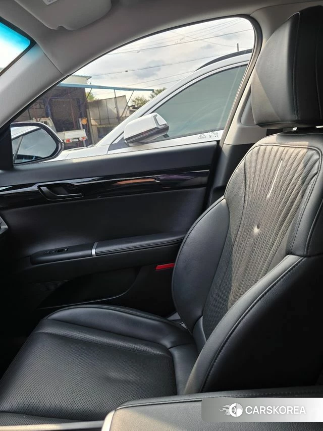 Hyundai Grandeur (GN7) id 4990837 из Кореи 9