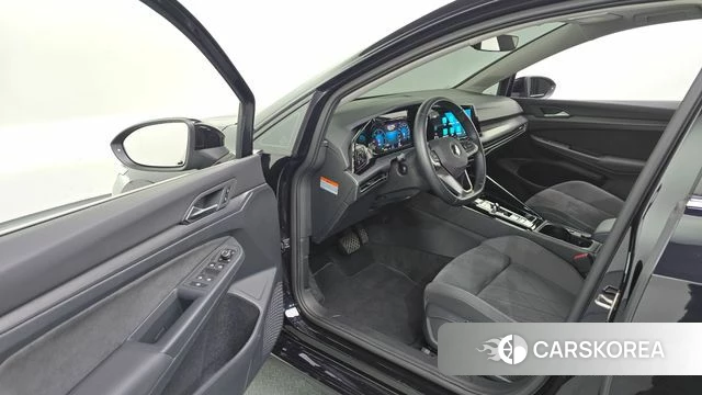 Volkswagen Golf 8th Generation id 5002040 из Кореи 32