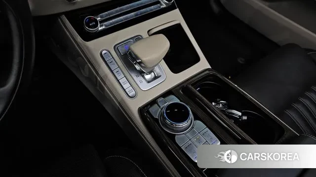 Genesis G90 id 3444617 из Кореи 19