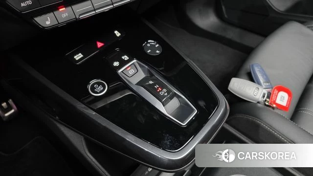 Audi Q4 e-Tron (F4) id 5034031 из Кореи 19