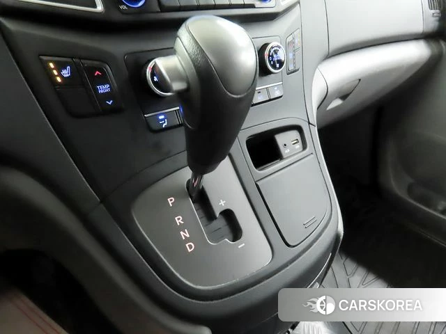 Hyundai The New Grand Starex id 5003783 из Кореи 19