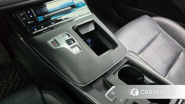 Hyundai The New Grandeur IG id 4836321 из Кореи 32