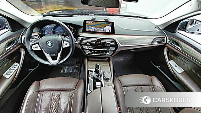 BMW 5 Series (G30) id 5018387 из Кореи 19