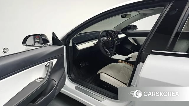 Tesla Model 3 id 5035175 из Кореи 32