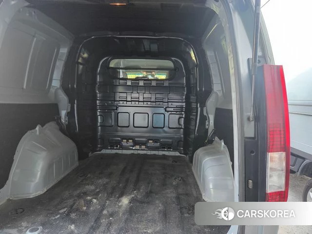 Hyundai Staria id 5052402 из Кореи 9