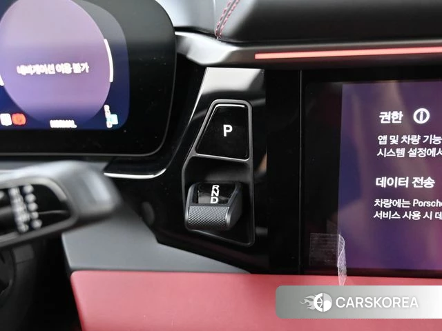 Porsche Makan EV id 4964274 из Кореи 19